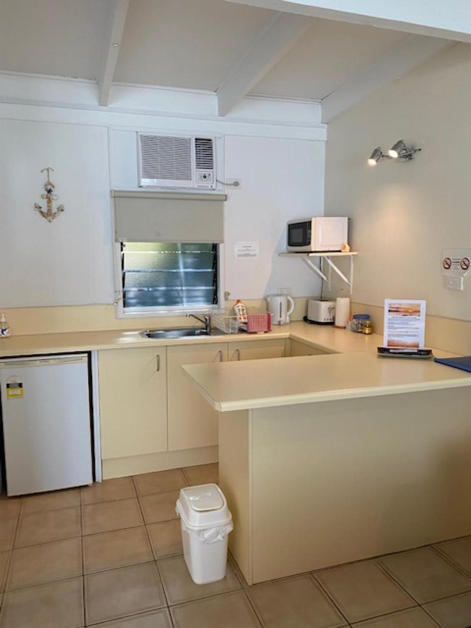 Affordable Island Escape! Queen Studio, Nelly Bay Buitenkant foto
